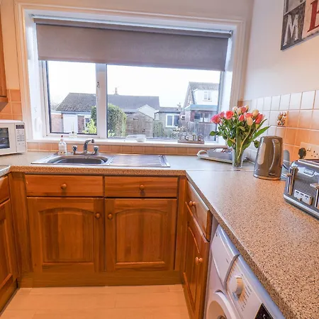 Holiday home Llamedos Filey